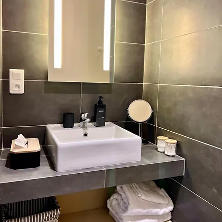 T2 Spacieux & Calme - Vue Jardin, Centre Apartamento Amiens