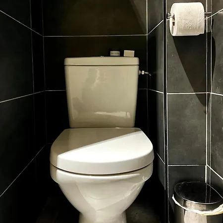 T2 Spacieux & Calme - Vue Jardin, Centre *