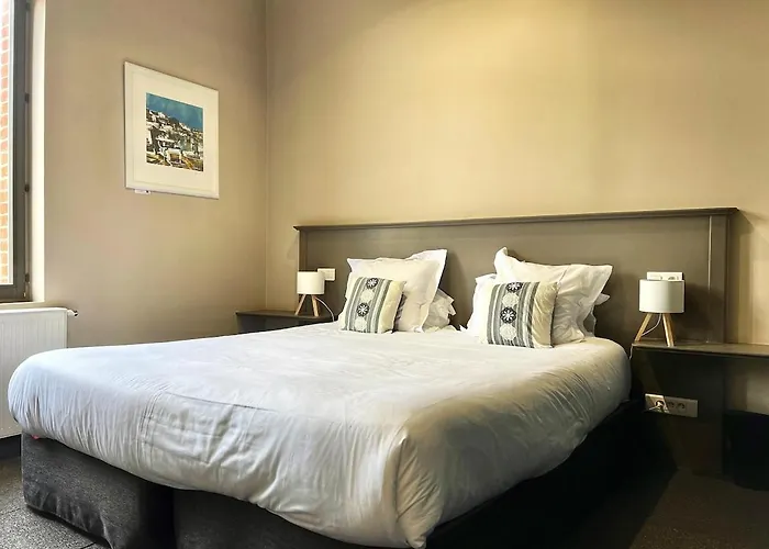 T2 Spacieux & Calme - Vue Jardin, Centre Apartment