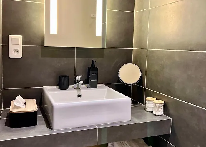 T2 Spacieux & Calme - Vue Jardin, Centre Apartment Amiens